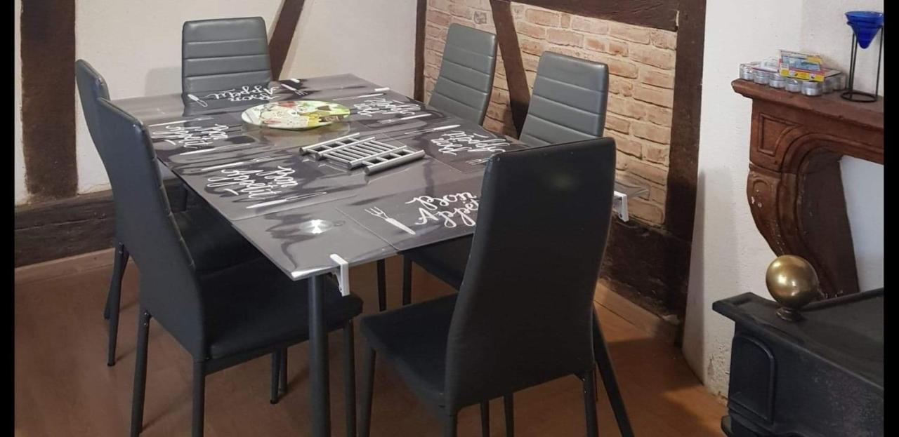 Gite L'Escale Gigny-sur-Saone Exteriör bild