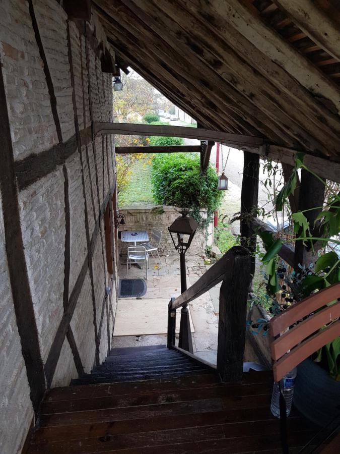 Gite L'Escale Gigny-sur-Saone Exteriör bild